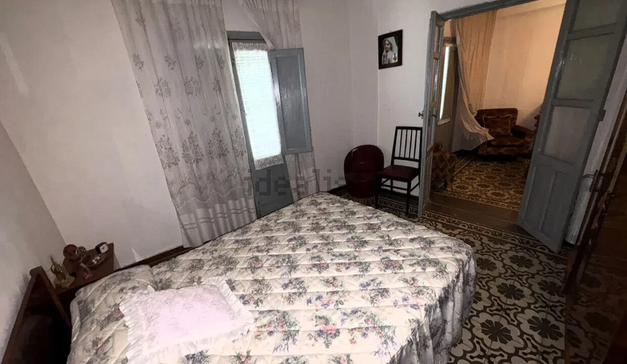 Chalet pareado en venta en Calle Olmillo (17)