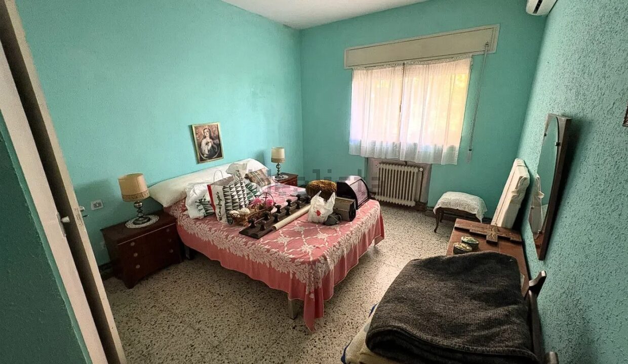 Casa o chalet independiente en venta en Calle Zalagarda (31)