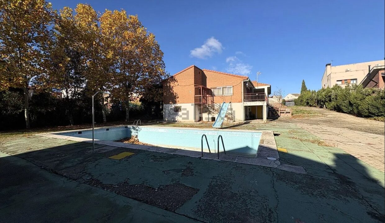 Casa o chalet independiente en venta en Calle Zalagarda (8)