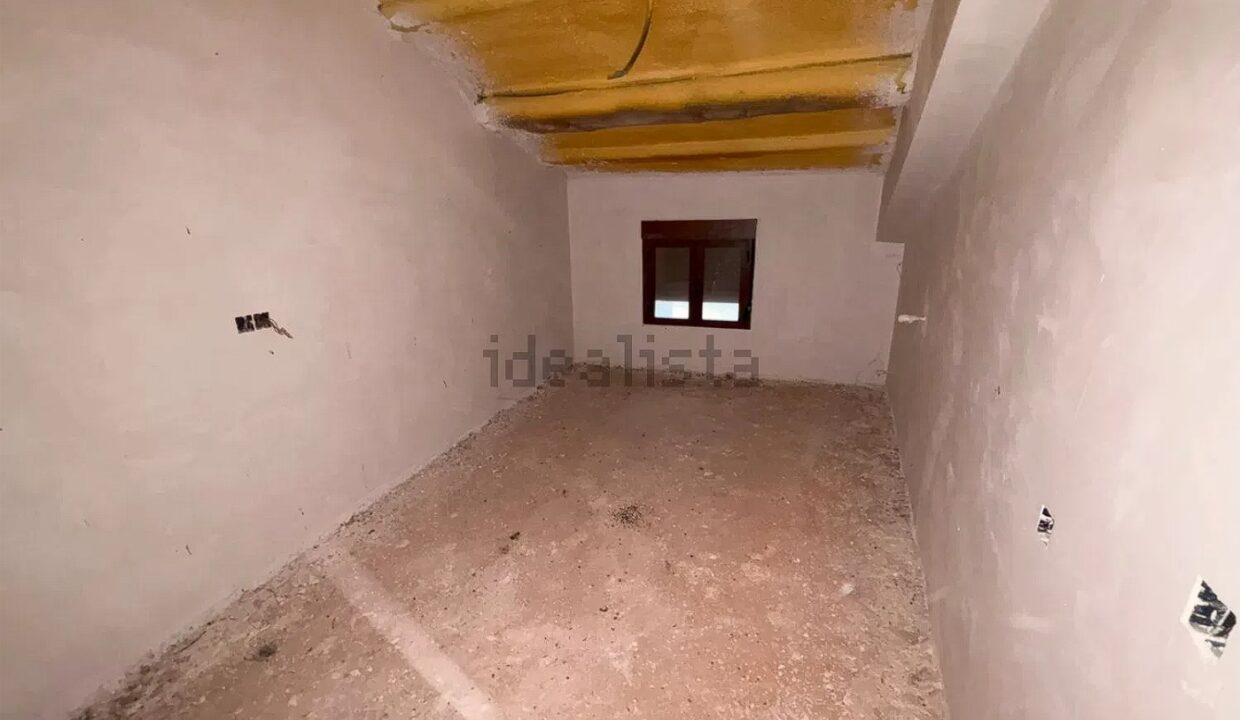 Chalet adosado en venta en Calle Mayor (22)
