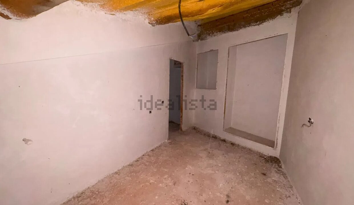 Chalet adosado en venta en Calle Mayor (23)