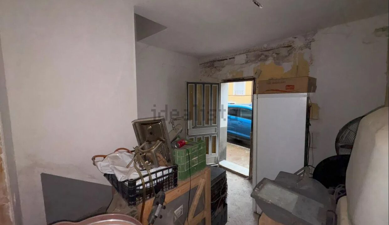 Chalet adosado en venta en Calle Mayor (4)