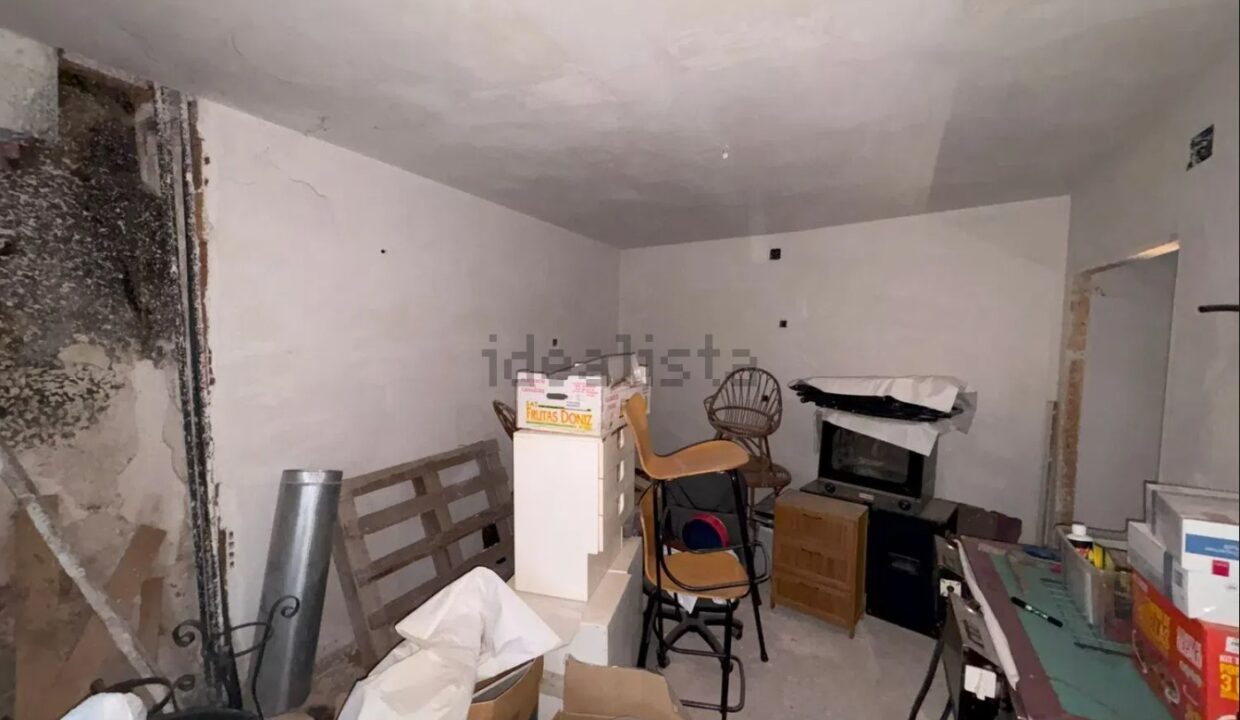 Chalet adosado en venta en Calle Mayor (7)